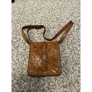 Patricia Nash BURNISHED TOOLED VENEZIA P28886 Leather Gold MD Swagger New